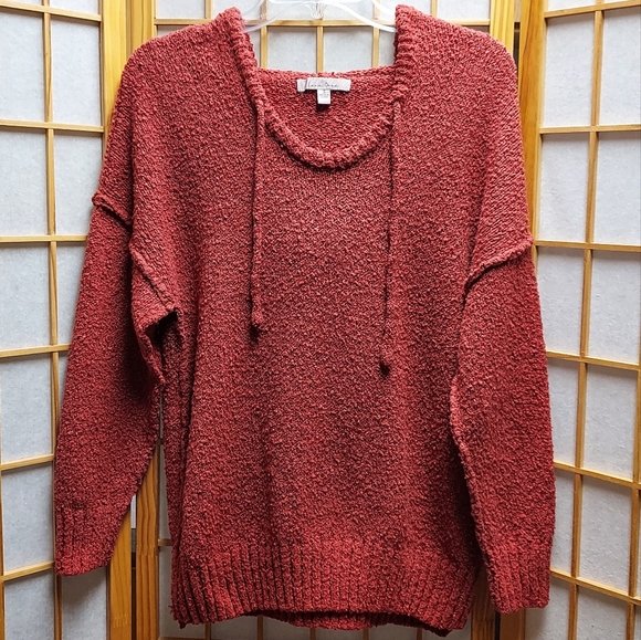 Love Tree Sweaters - 🍁 Love Tree rust red fuzzy "inside out" style hoodie women's S/M